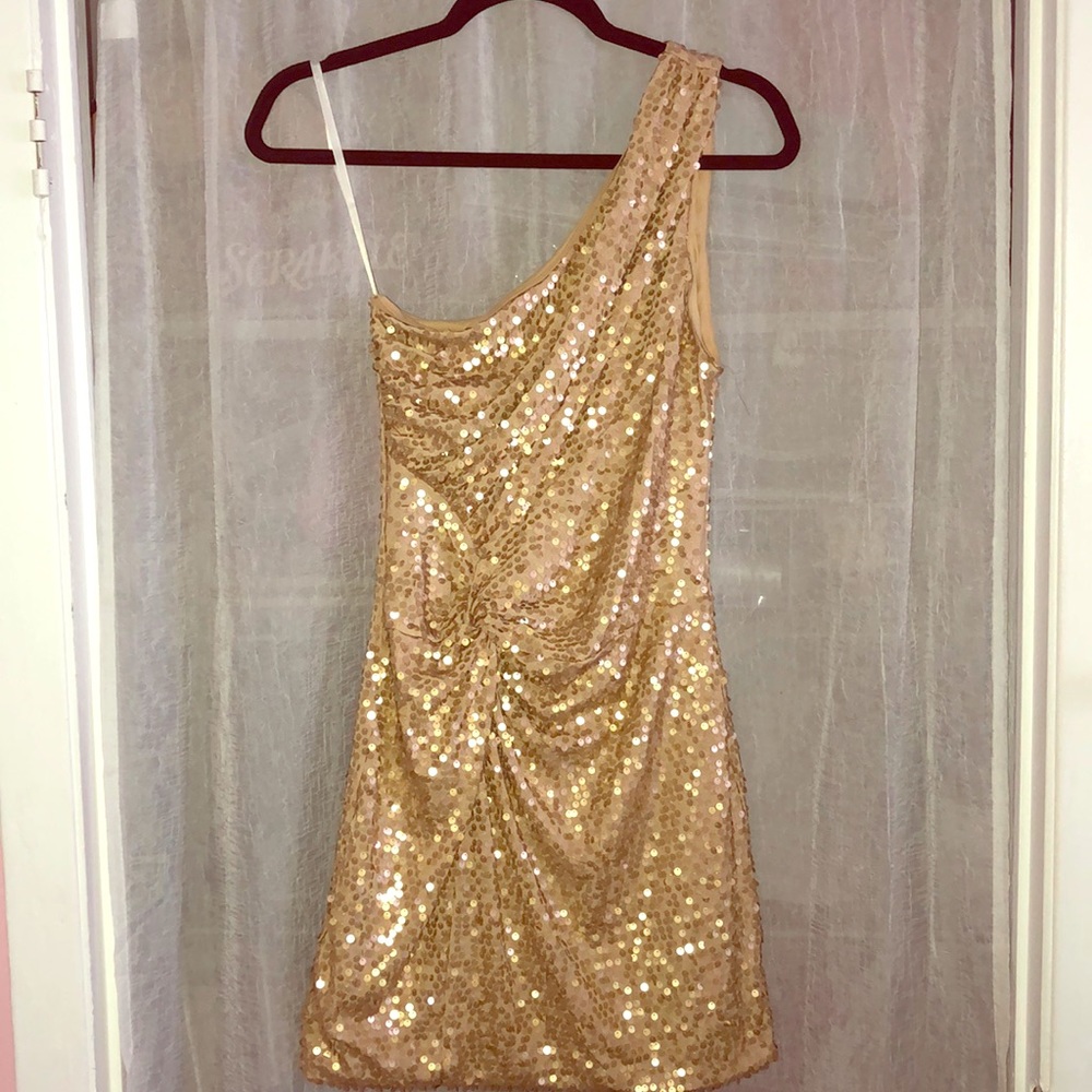 Beautiful and Stunning Gold Sequin Dress
